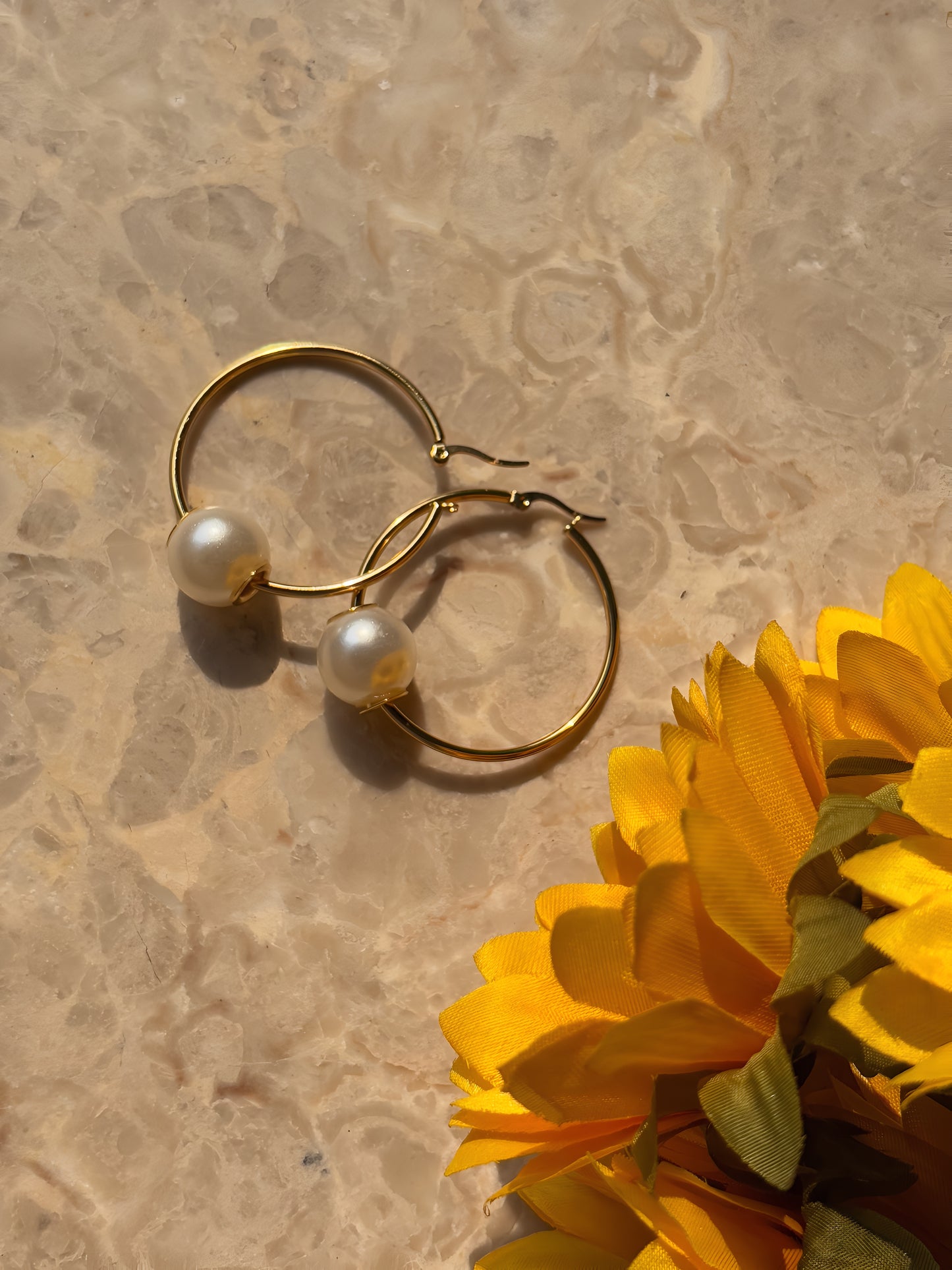 GOLDEN HALO PEARL HOOPS