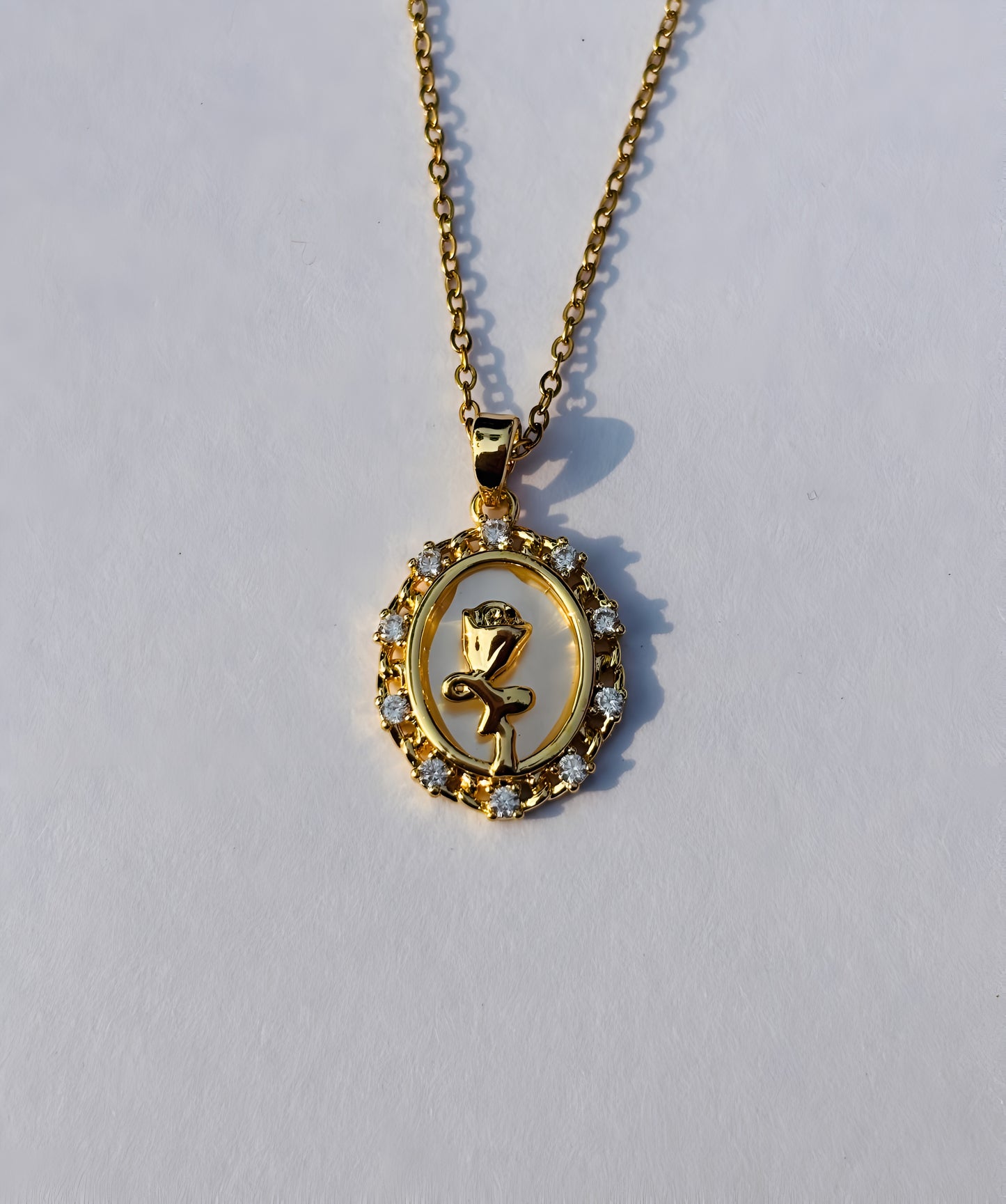 ROYAL ROSE MEDALLION PENDANT