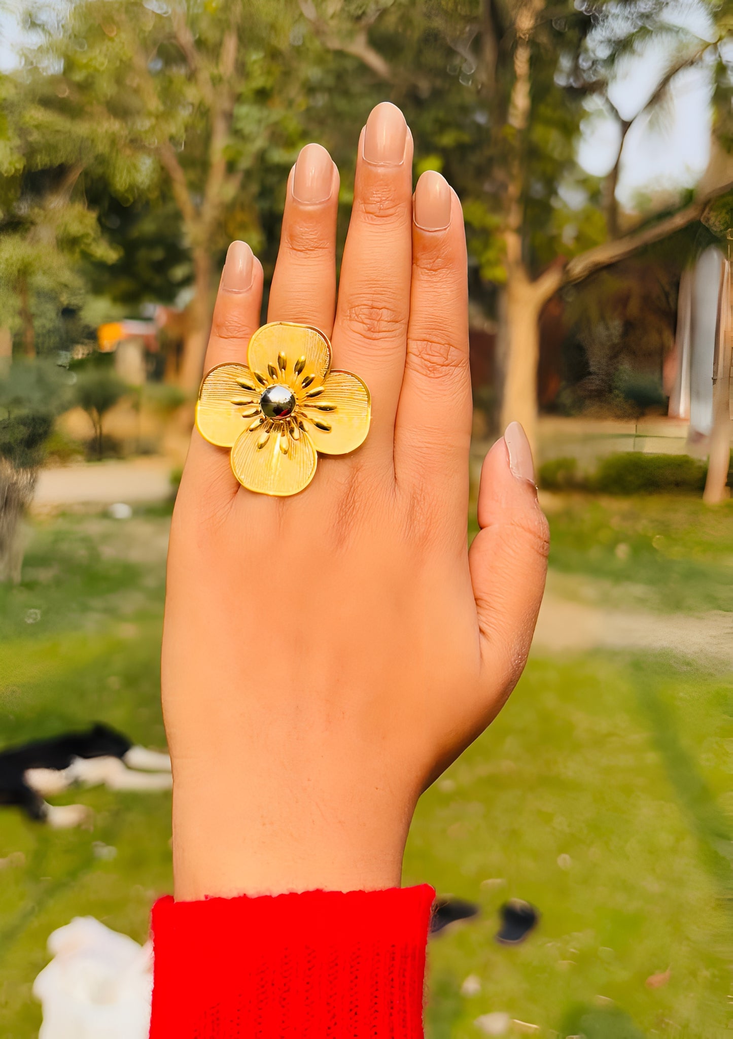 PETAL GLOW RING