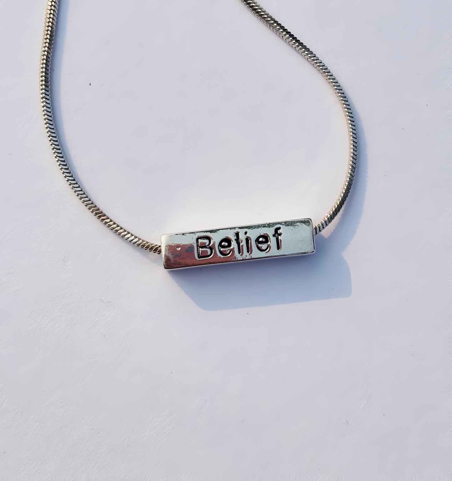 BELIEF BAR PENDANT