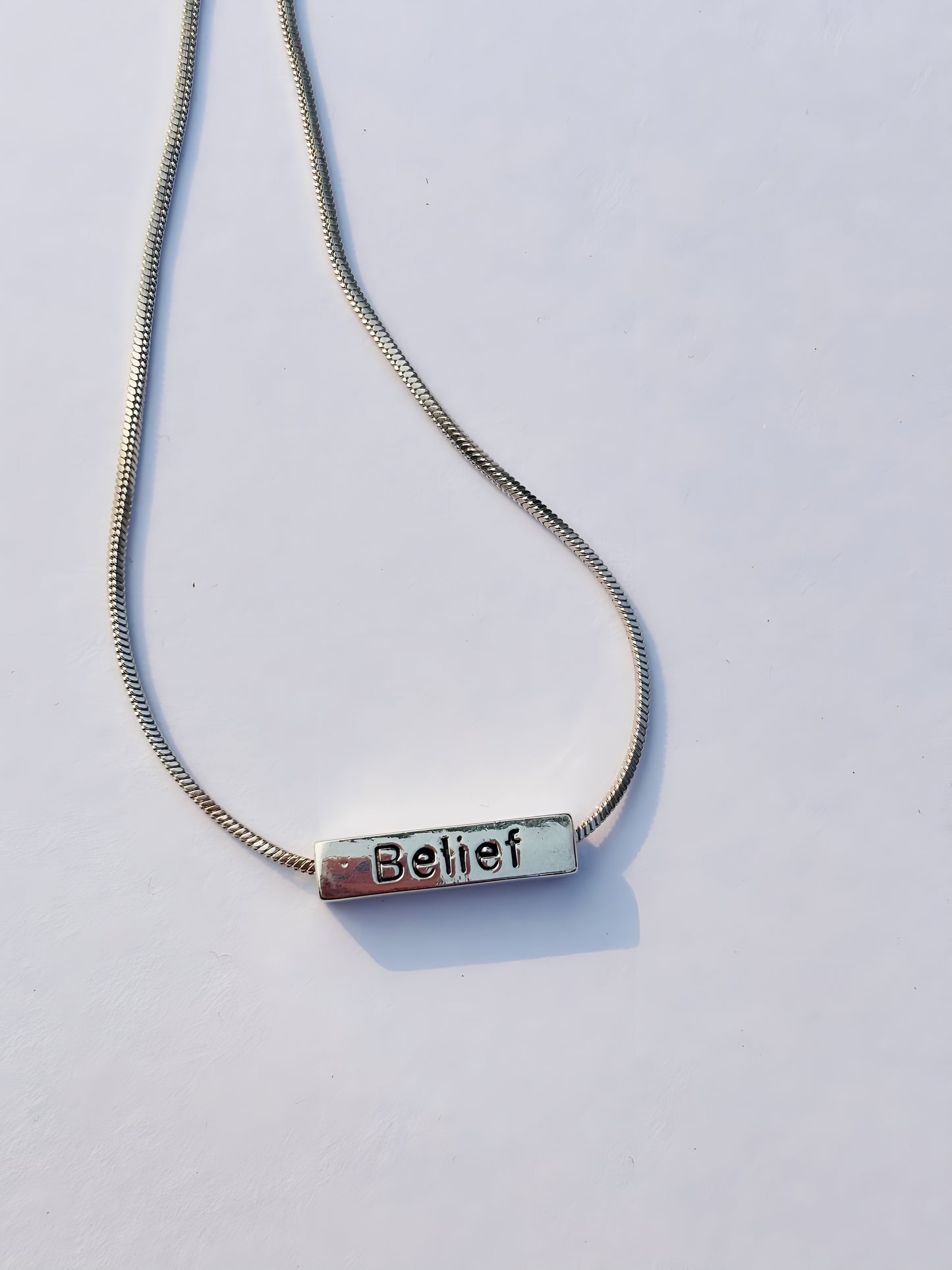 BELIEF BAR PENDANT