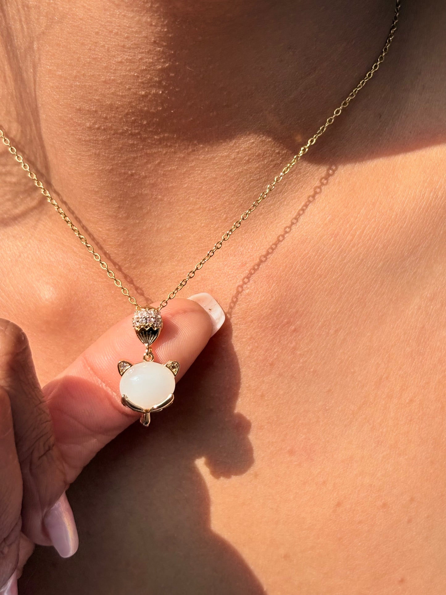 MYSTIC CAT MOONSTONE PENDANT