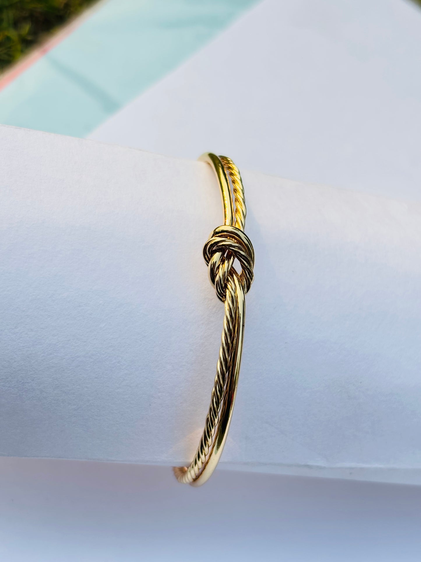 ETERNAL KNOT BRACELET