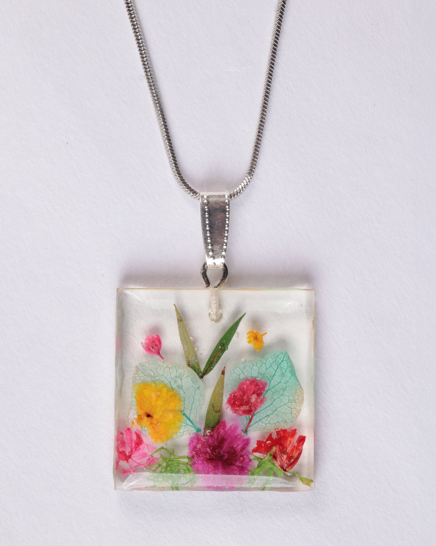 ENCHANTED FLORAL SQUARE