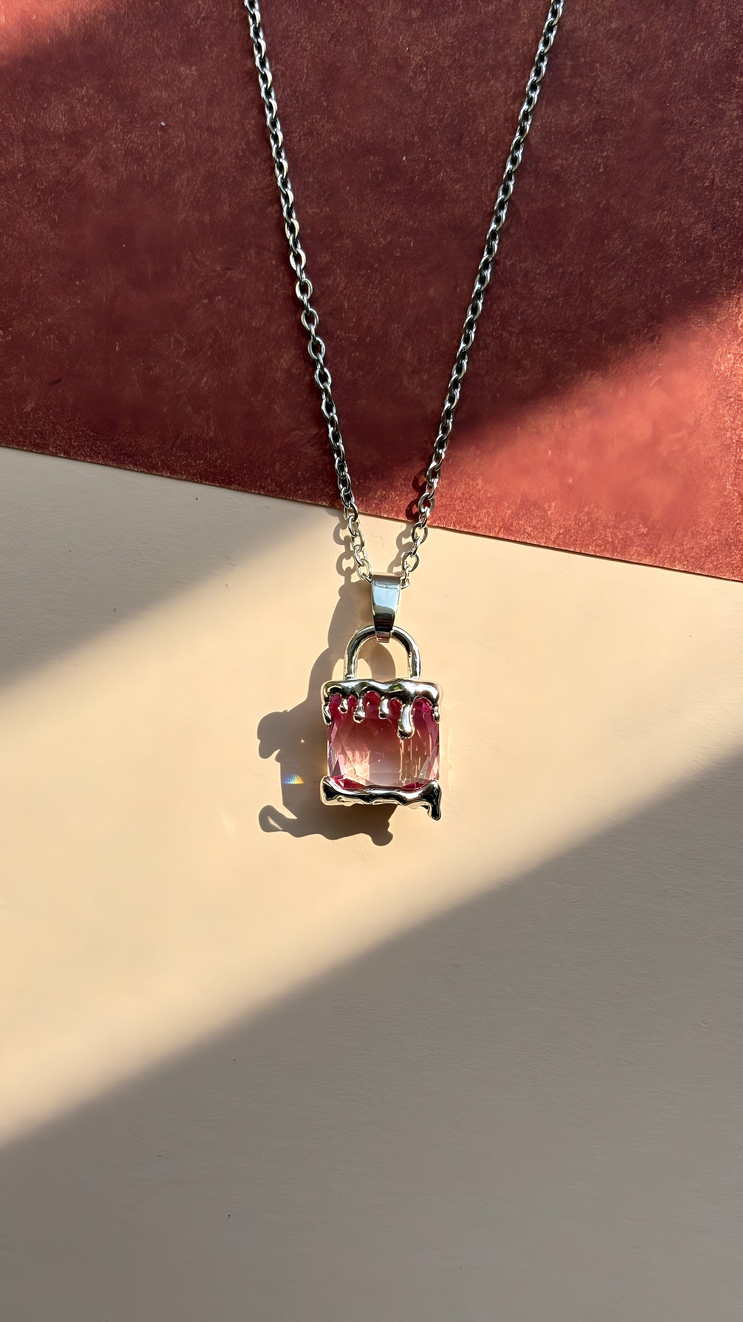 DREAMY PRISM LOCK PENDANT