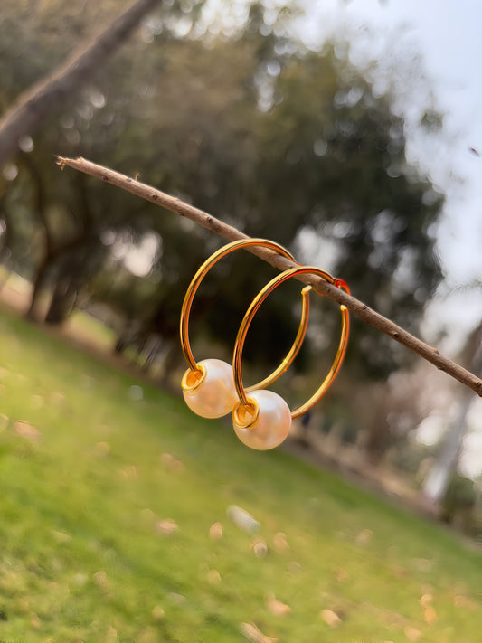 GOLDEN HALO PEARL HOOPS