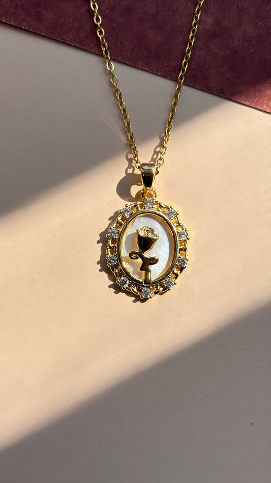 ROYAL ROSE MEDALLION PENDANT