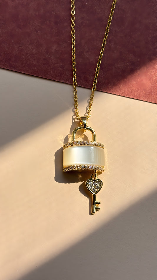 GUARDIAN OF LOVE PENDANT