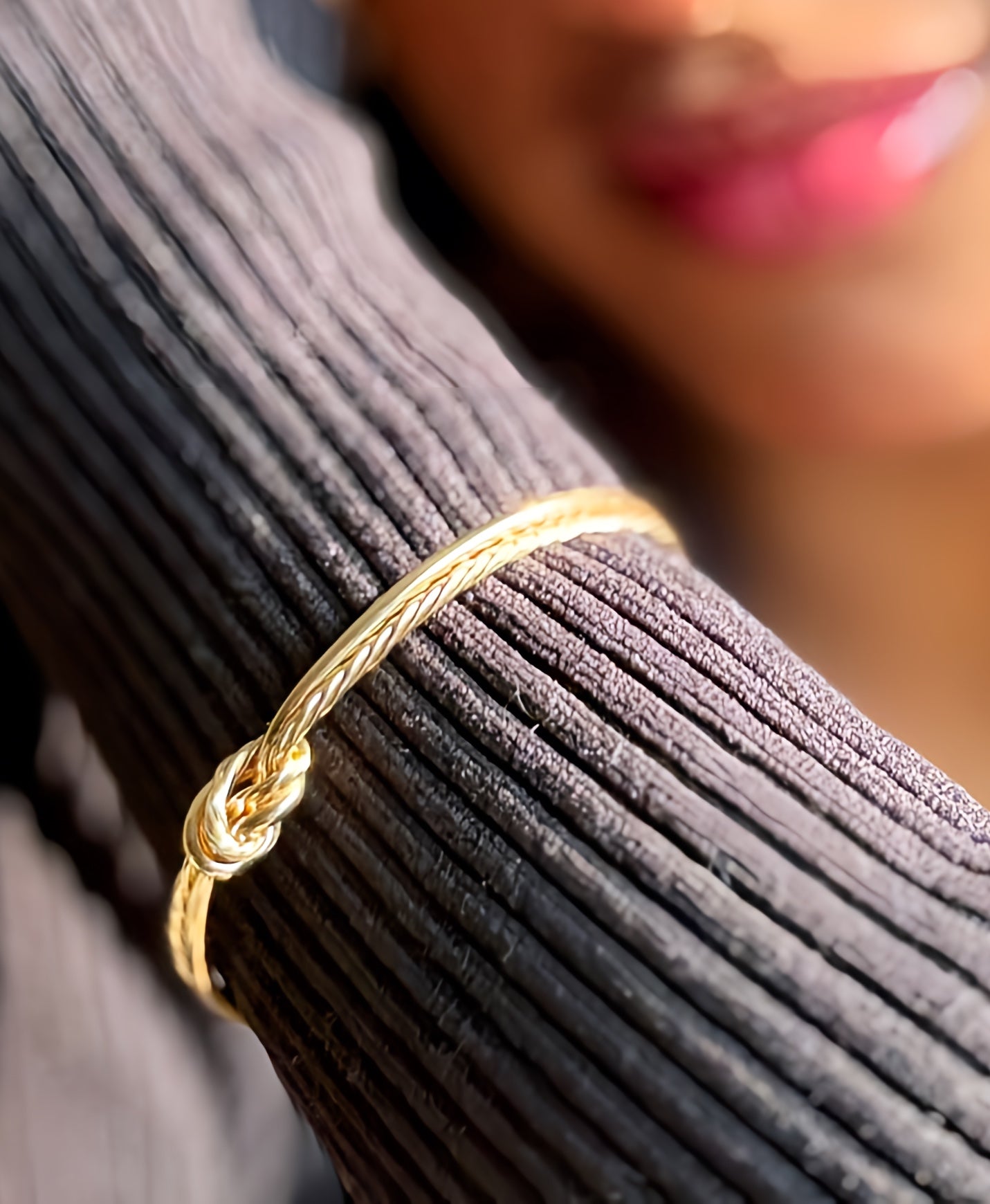 ETERNAL KNOT BRACELET